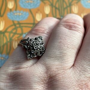 Vintage 925 sterling silver & marcasite ring signed DAC sz 5.75